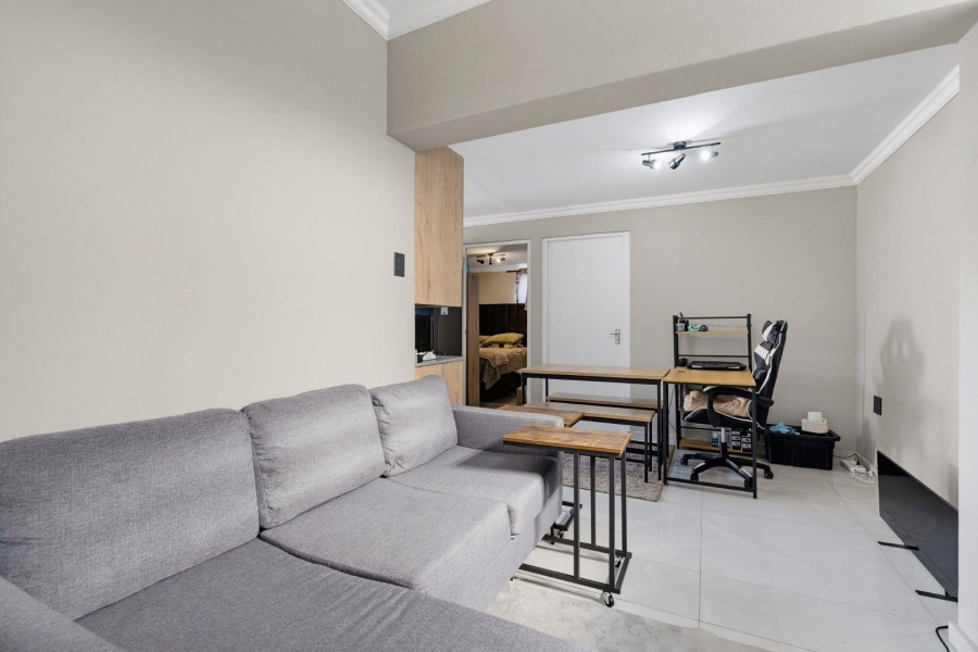 To Let 2 Bedroom Property for Rent in Flamingo Vlei Western Cape